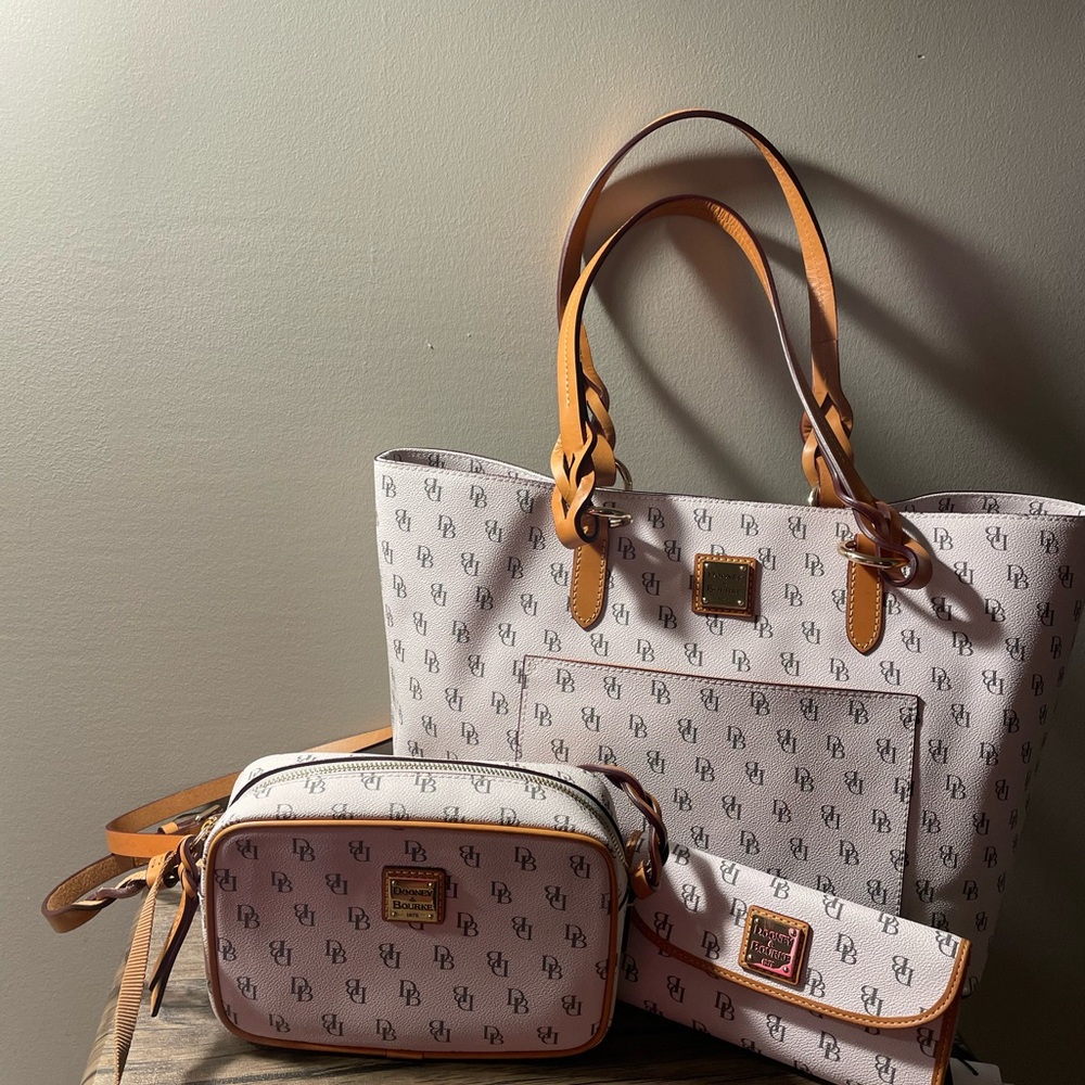 Dooney & Bourke Set White and Tan Wallet, Crossbody Bag and Tote